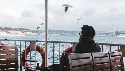 fb体育注册网址-扎马莱克在埃及国家德比中逆袭取胜，扎拉马克